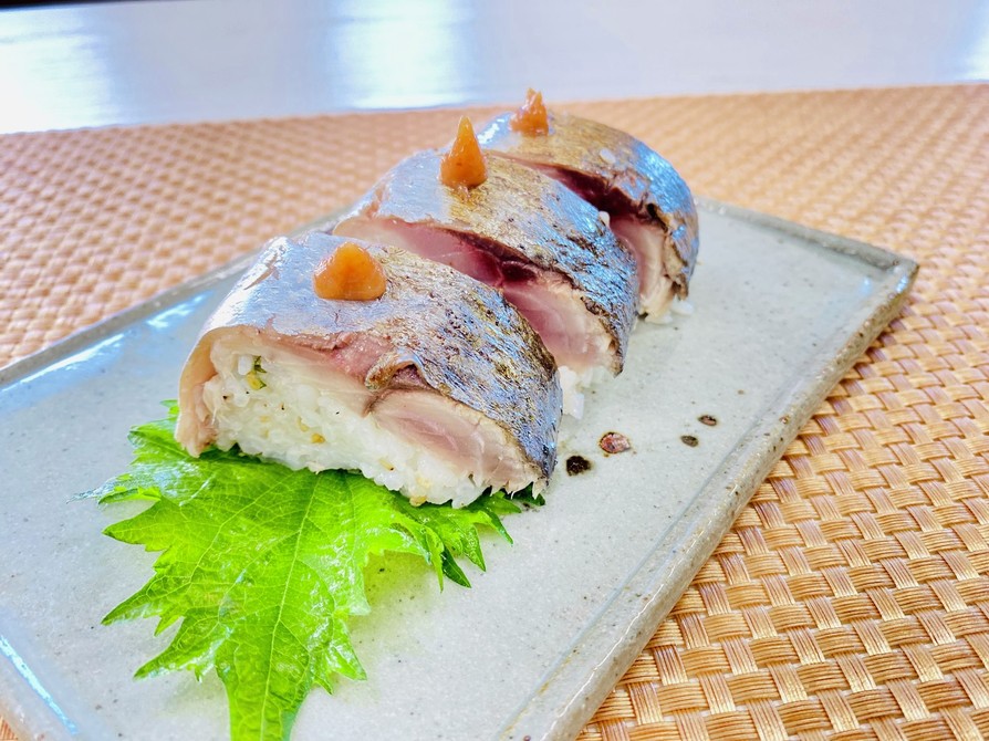 炙りしめ鯖の棒寿司の画像