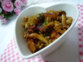 ある物で…コク旨★ベーコンきのこご飯★