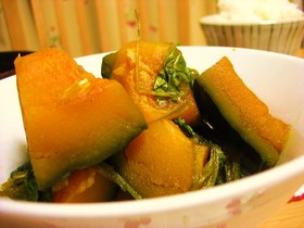 かぼちゃと三つ葉の煮物