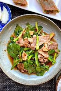 小松菜と豚肉のピリ辛ニンニク醤油