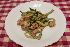きゅうりと豚肉炒めのマヨ和え♪