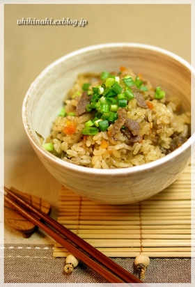 焼肉のタレで!牛ゴボウ炊き込みおこわ