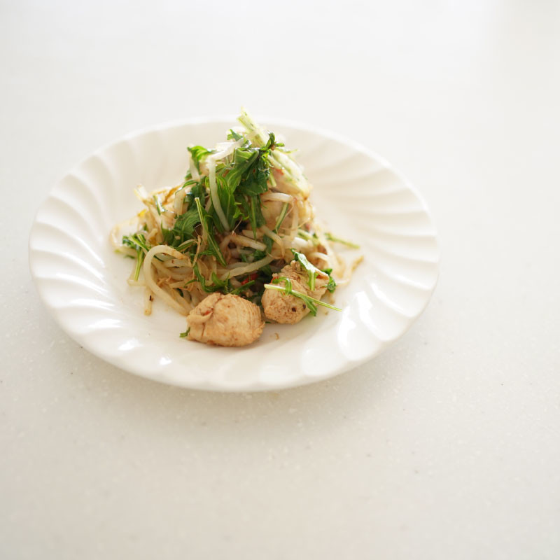 鶏胸肉と水菜のピリ辛炒め（浜納豆入り）の画像