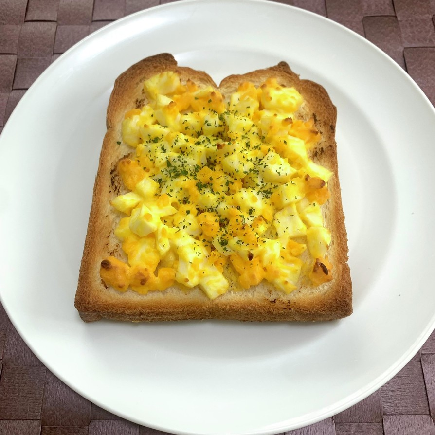 【朝食に】ピクルスたまごトーストの画像