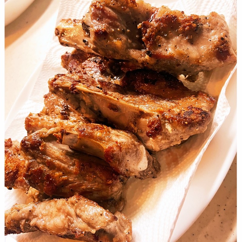 甘くてスパイシーなバーベキューリブのレシピ