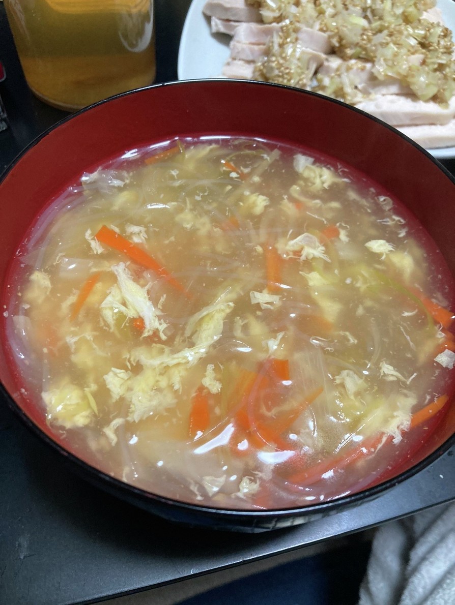 茹で鶏の残り汁で！野菜たっぷり春雨スープの画像