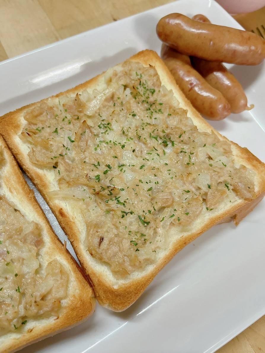 コンビニのツナパン風トーストの画像