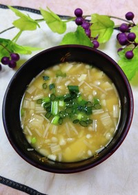 納豆・えのき・豆腐味噌汁栄養満点