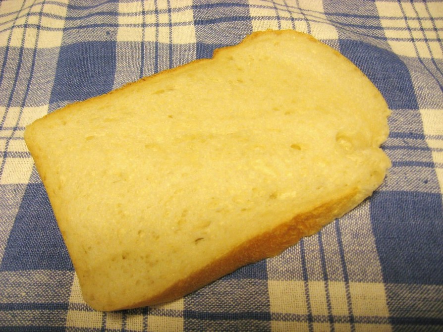春の香り　いちご酵母で食パン HBの画像