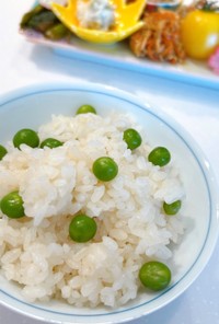 うすいえんどう(グリーンピース)の豆ご飯
