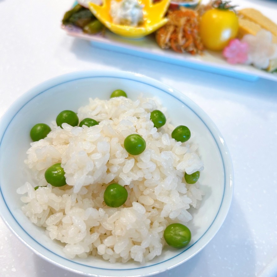 うすいえんどう(グリーンピース)の豆ご飯の画像