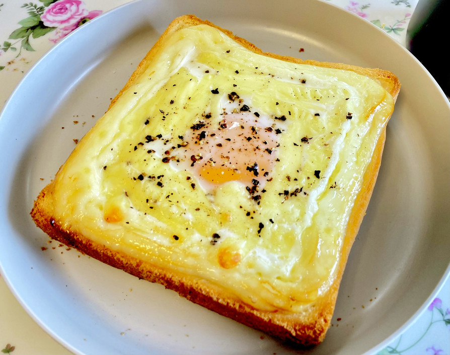 オーブンで！卵のブラマヨチーズトーストの画像