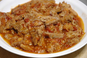 トリッパ ・ ハチノスのトマト煮込み