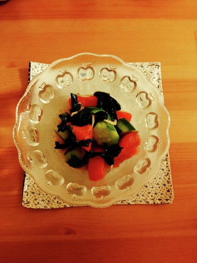 トマトときゅうりの中華風酢の物の写真