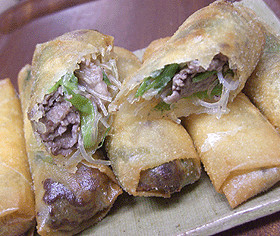 簡単激ウマ!こまぎれ牛肉とニラ春巻