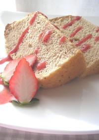 ノンオイル♪たっぷり苺のシフォンケーキ