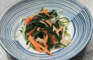 ３種野菜のカラフルごま和えの写真