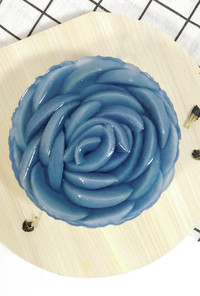 青いバラゼリーケーキ