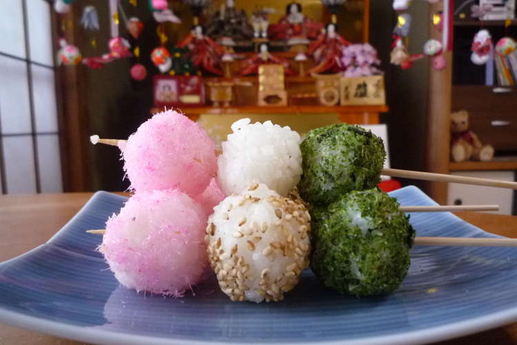 ひな祭りに 三色団子風おにぎり レシピ 作り方 By あやぱんせんせい クックパッド 簡単おいしいみんなのレシピが373万品