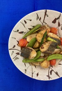 春野菜と魚のガーリック炒め