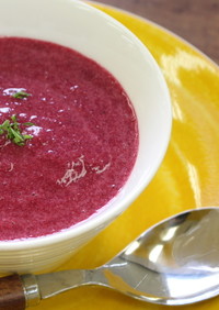 色鮮やか❤ビーツの冷製スープ