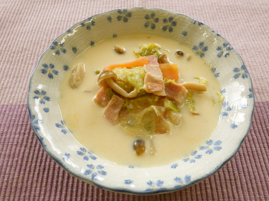 レタスの味噌ミルクスープの画像