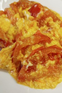 トマトと卵の中華風マヨ炒め