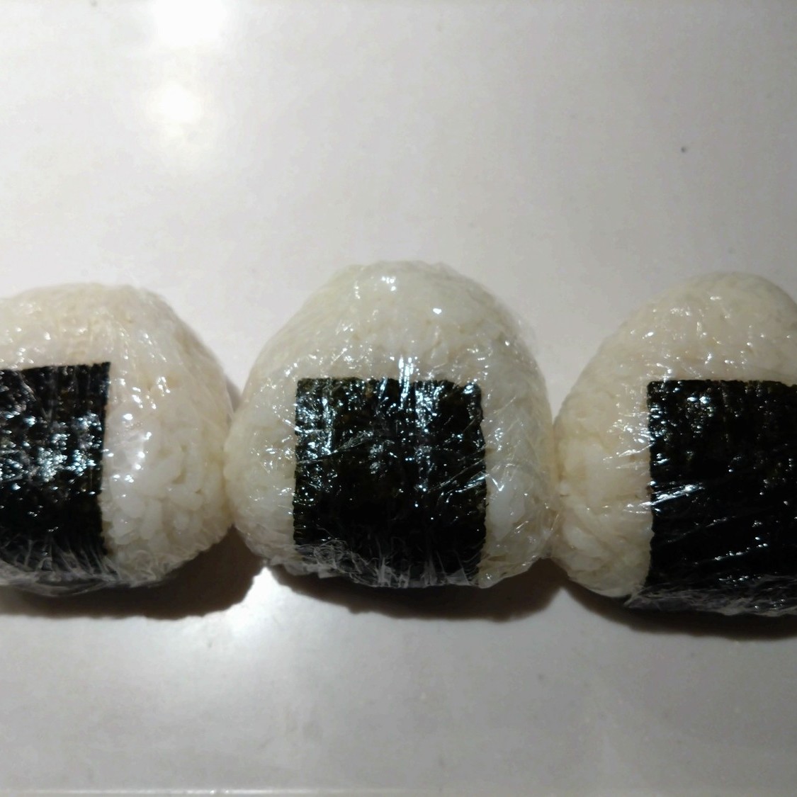 おにぎり実験　冷蔵・冷凍・レンチン有無