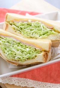 【健康】　たっぷりキャベツのサンドイッチ
