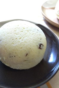 米粉の蒸しケーキ（レーズン入）