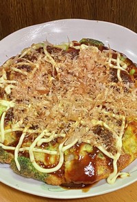 エビとブロッコリーのお好み焼き