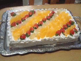 ビッグサイズのフルーツケーキ