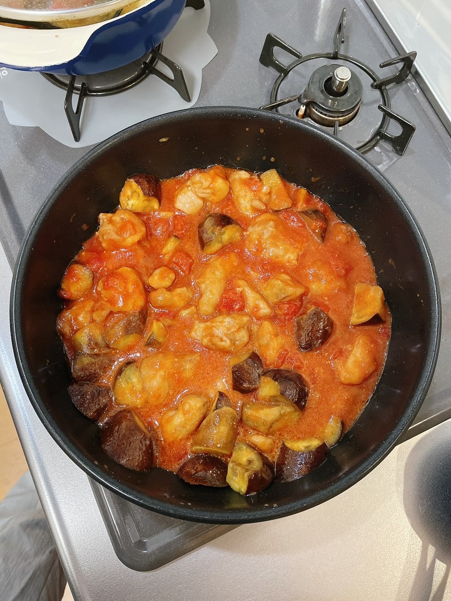 鶏と茄子のトマトクリーム煮の画像