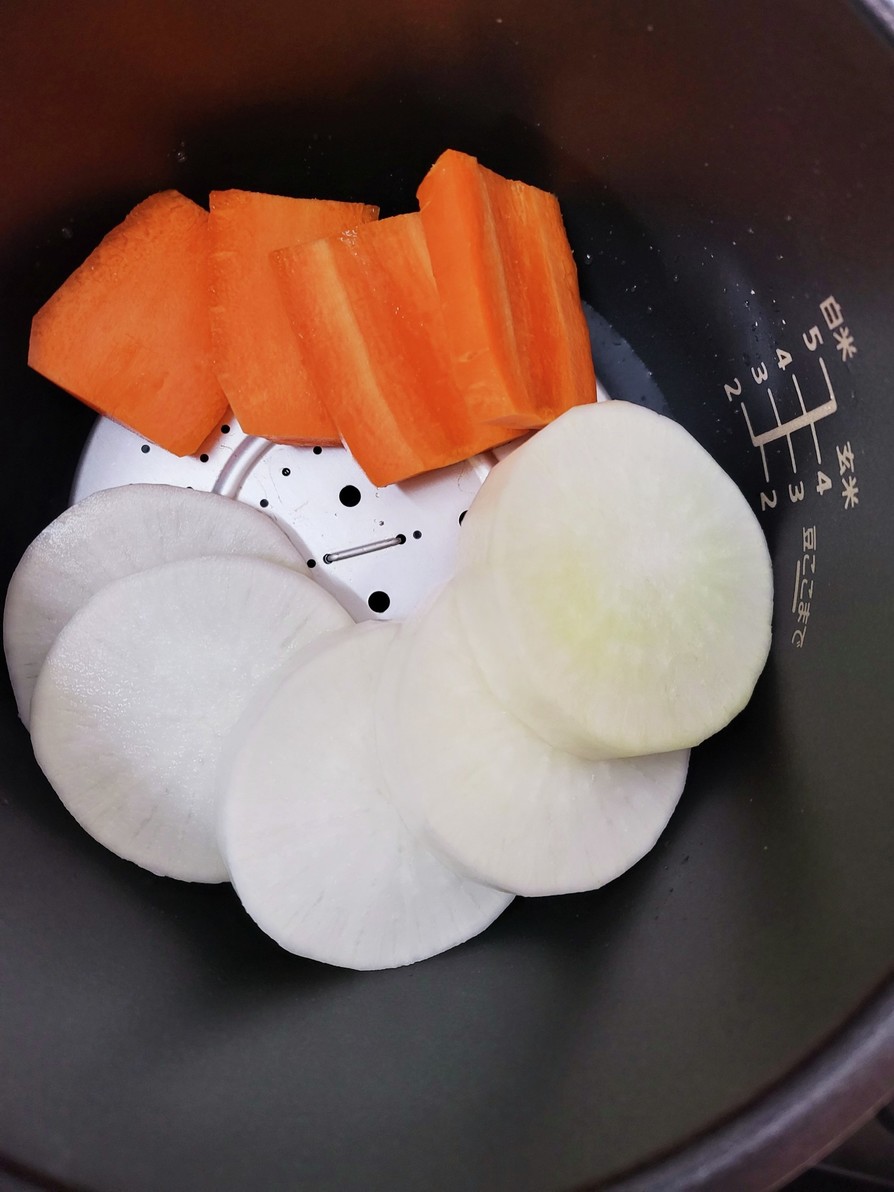 離乳食後期 手づかみ野菜 電気圧力鍋の画像