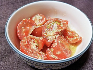 トマトの中華サラダの写真