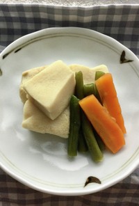 高野豆腐と野菜の炊き合わせ