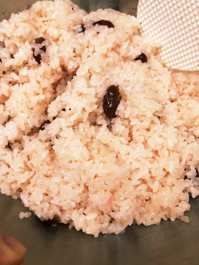 道産子定番！甘納豆の赤飯の写真