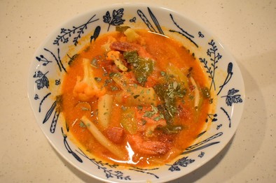 トムヤムクン風トマトスープの写真