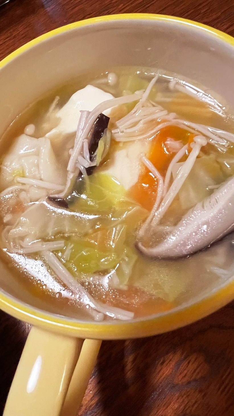 超カンタン☆たっぷり野菜のスープ餃子の画像