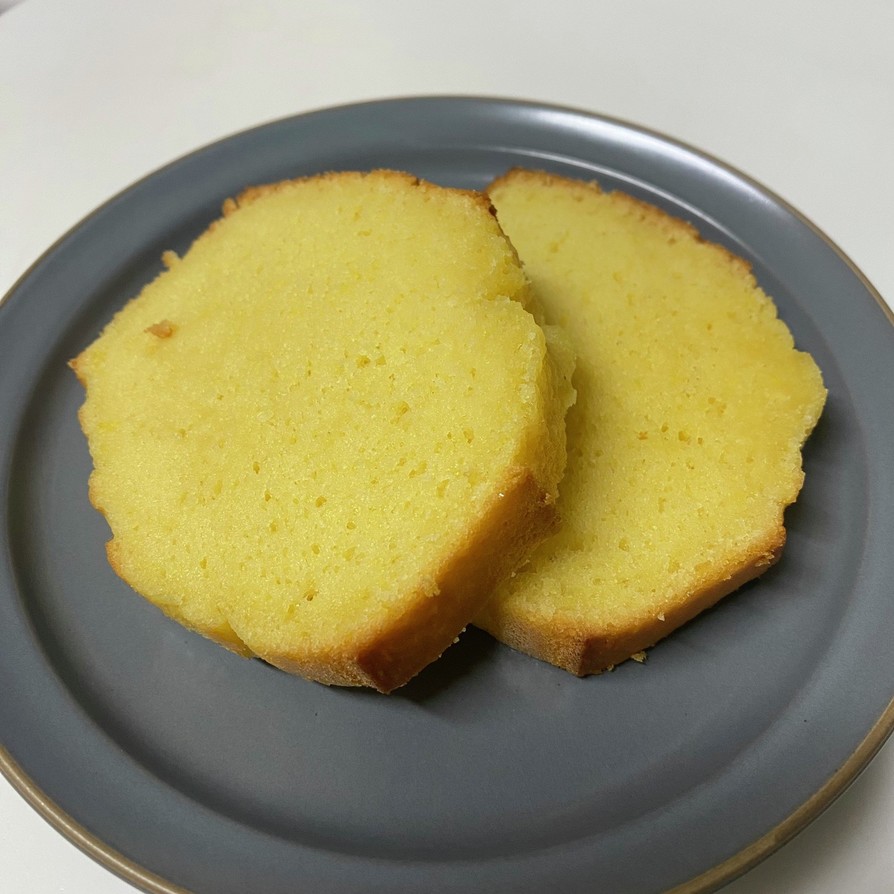 レモンの米粉パウンドケーキの画像