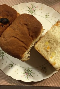 米粉のもっちり3色パン　米粉湯種の食パン