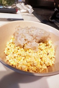 炒り卵&豆腐でお米モドキ