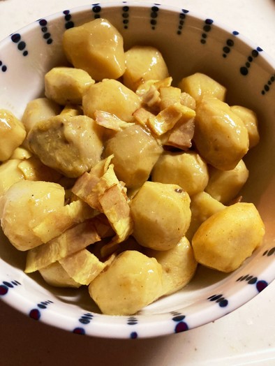 里芋の洋風煮物（カレー風味）の写真