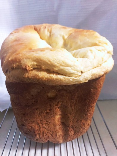 HB 米粉活用　食パン ブリオッシュ風の写真