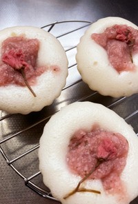 米粉の桜蒸しパン