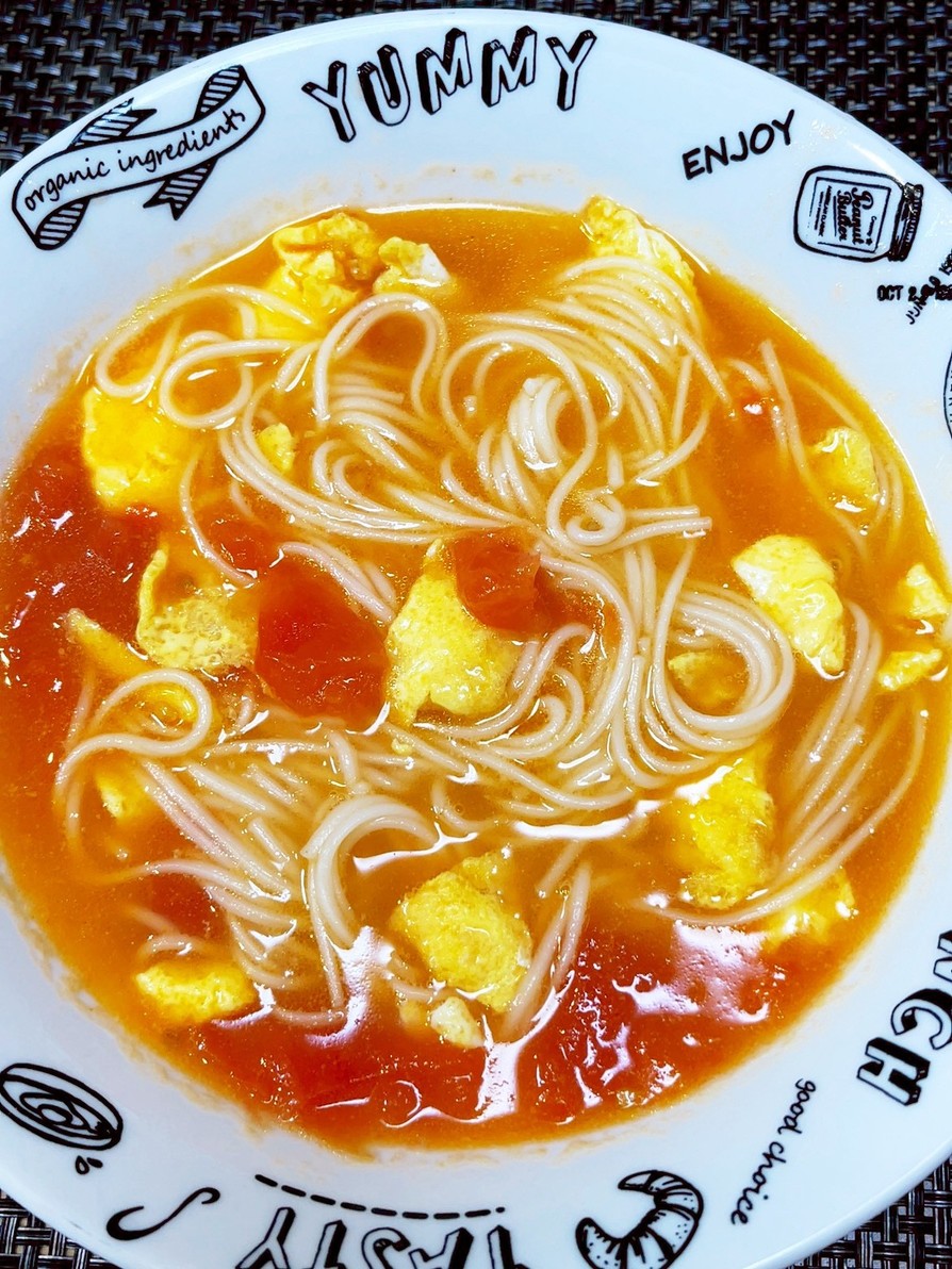 中華風トマトと卵のスープ麺の画像