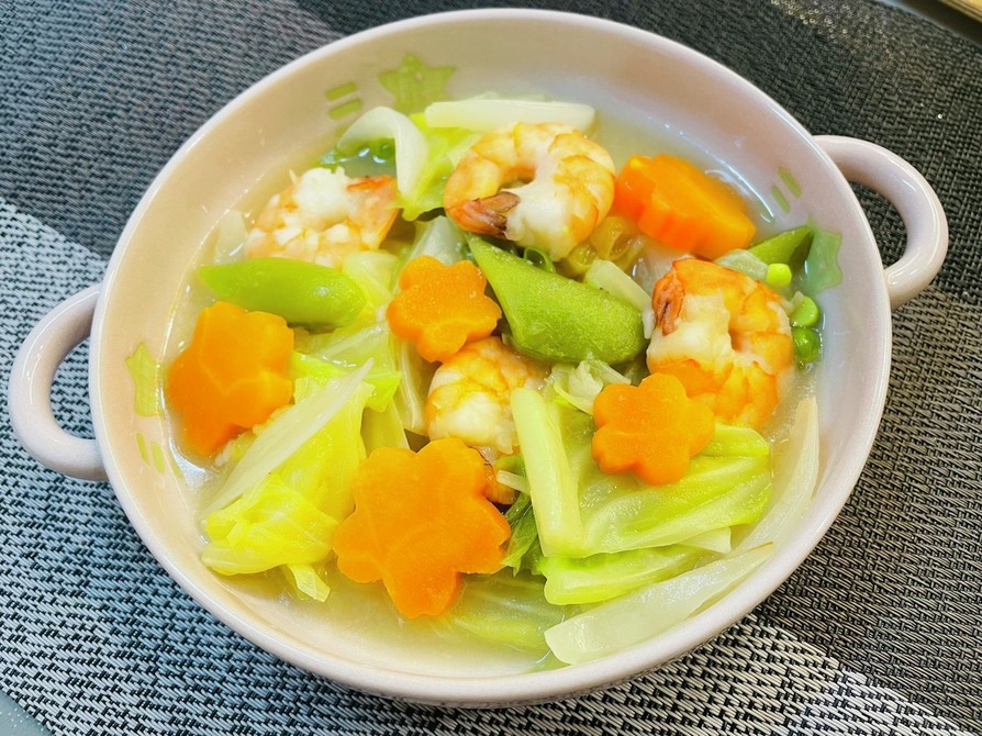海老と春野菜の食べるスープの画像