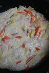 米粉活用　白菜と鶏胸肉のクリーム煮