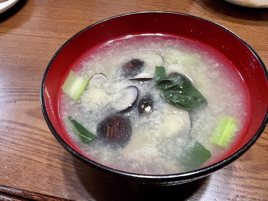 冷凍しじみと小松菜のお味噌汁の画像