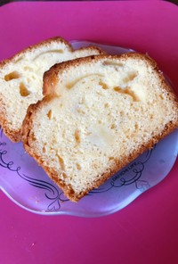 簡単米粉パウンドケーキ（白桃缶詰）